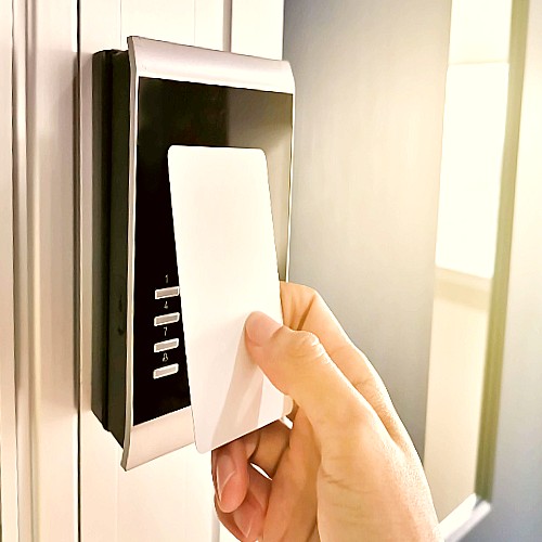 Major Security Threats that Card Access Control Can Prevent in Your Business